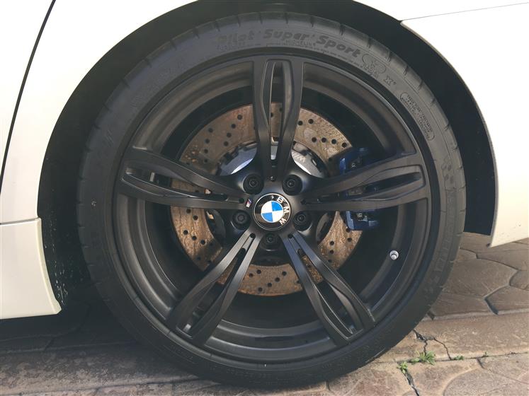 2015 BMW M5 Sedan