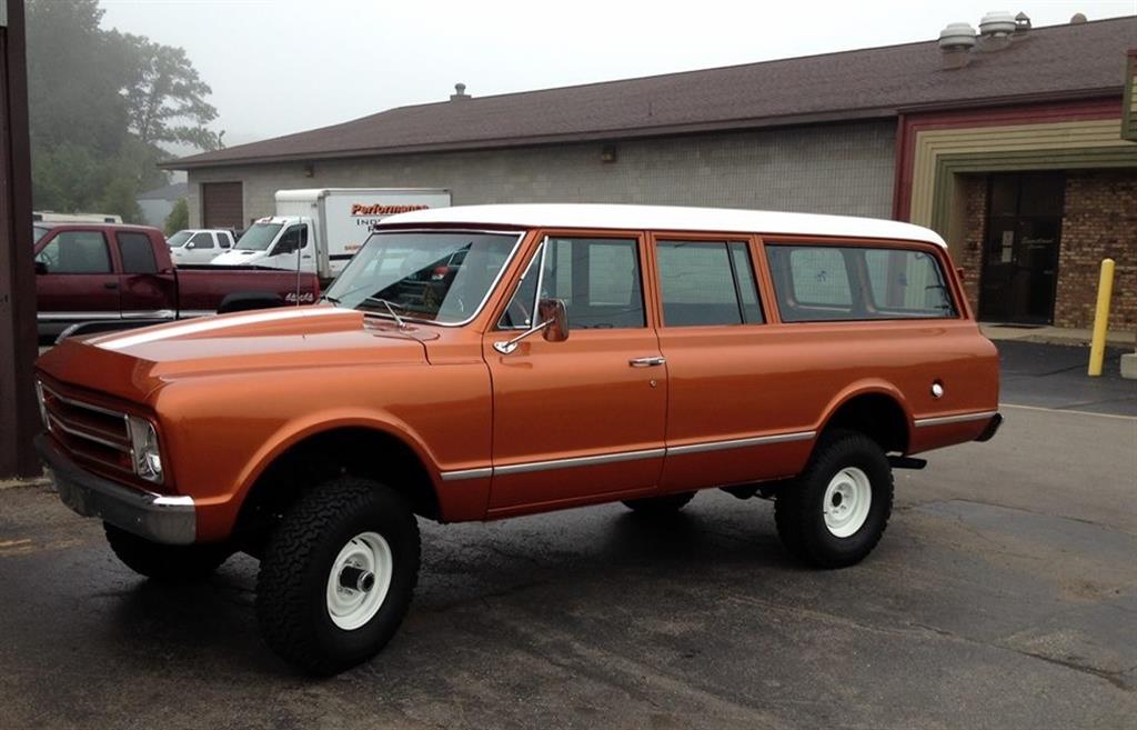 1967 Chevy Suburban with 502 crate motor - Venom Motorsports - Grand ...