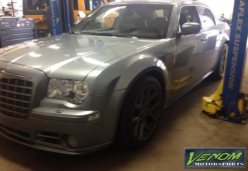 Chrysler 300 SRT 8 with Magnaflow Exhaust