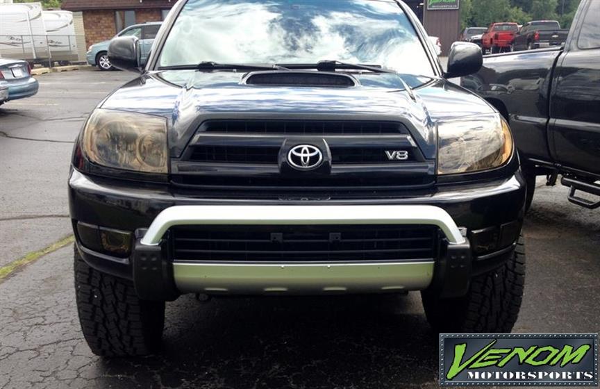 4Runner with smoked HID headlights