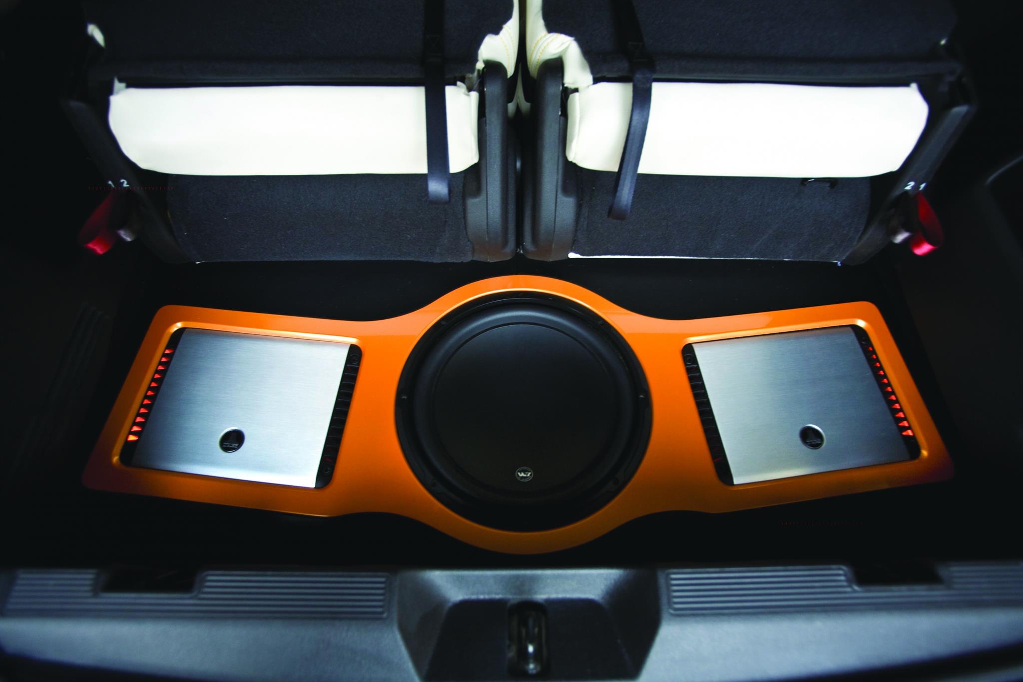 Orange Spice 2009 Ford Flex -  1500 Watts custom sunken rear sub box, : 