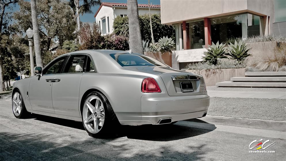 Rolls-Royce Ghost with Custom Wheels