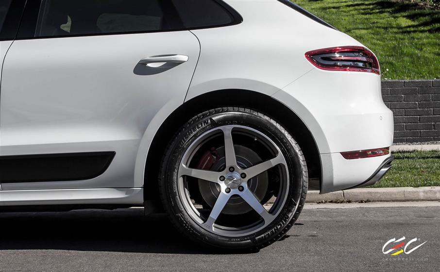 Porsche Mecan Turbo with Custom Wheels