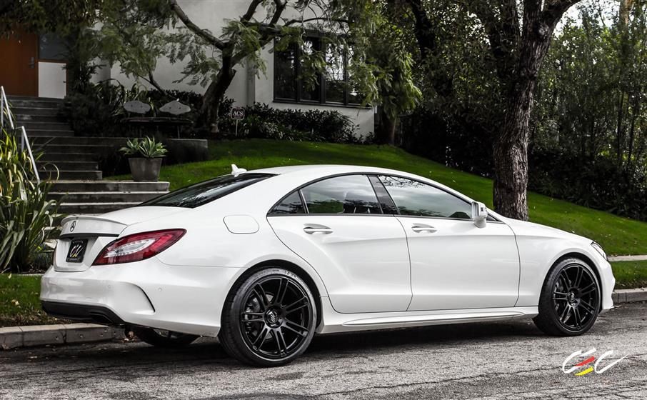 Mercedes-Benz CLS400 with Custom Wheels