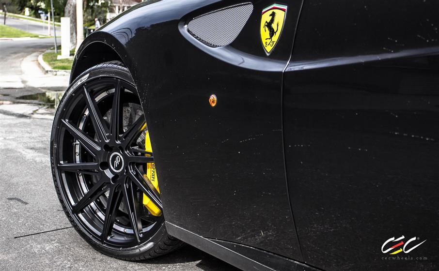 Ferrari FF with Custom Wheels 