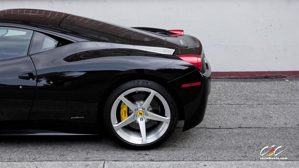  Ferrari 458 Italia with Custom Wheels