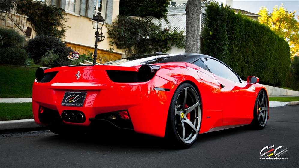 Ferrari 458 Italia with Custom Wheels
