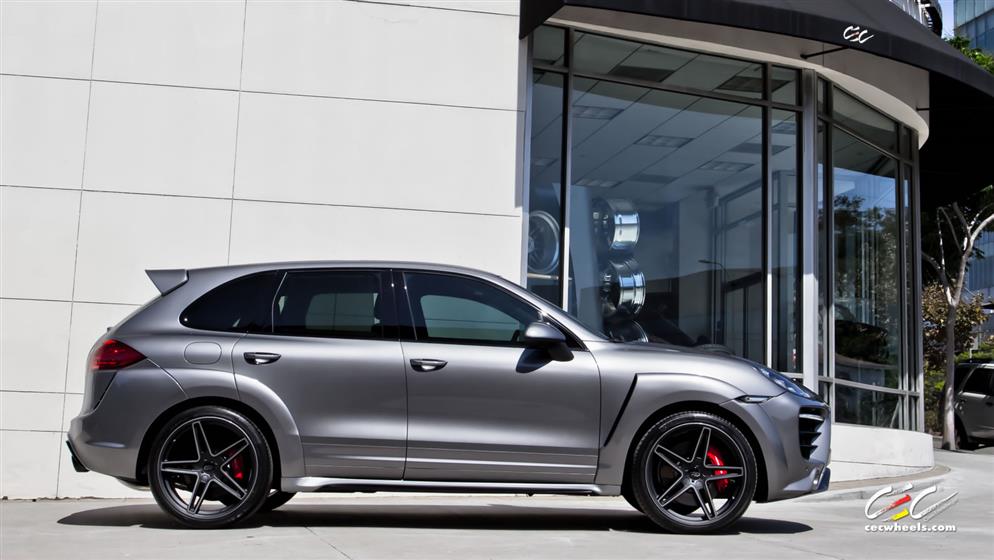 Caractere Exclusive Porsche Cayenne Turbo with Custom Wheels