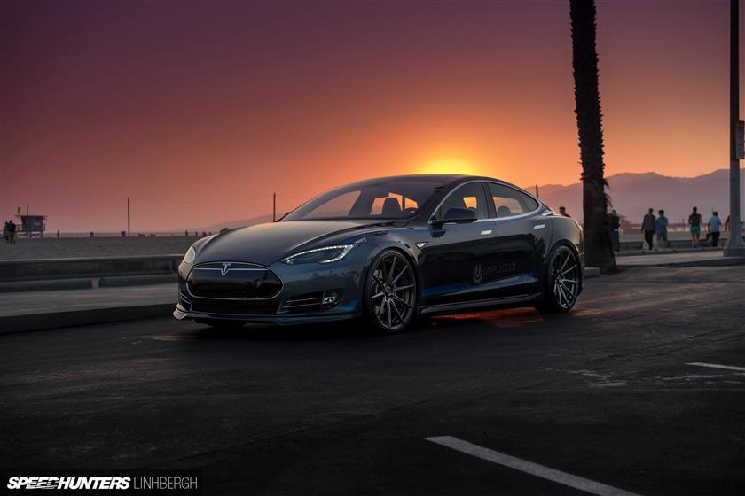 Grey Tesla Model S 