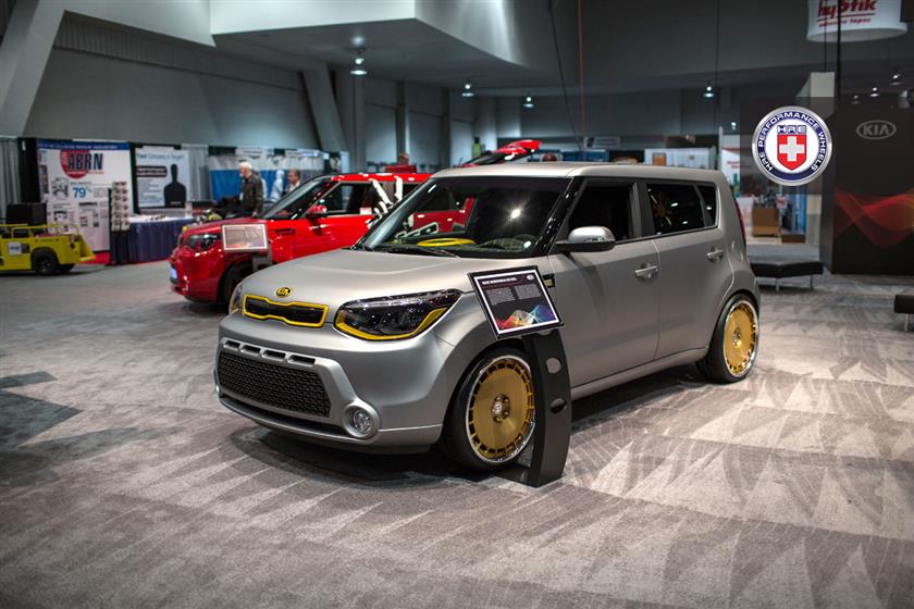 Kia Soul with HRE Vintage 935 in Brushed Gold 