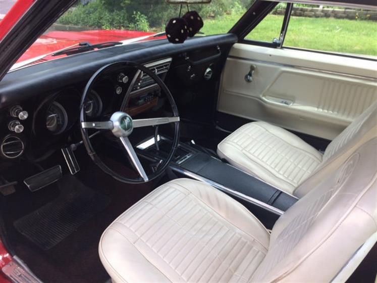 1967 Pontiac Firebird $17,995  