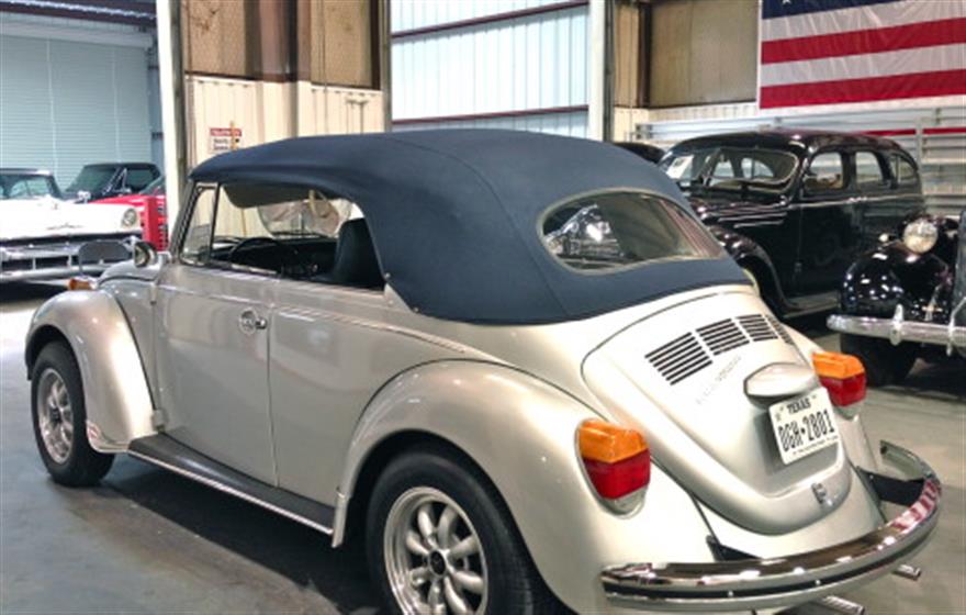 1971 Volkswagen Super Beetle Convertible $11,000 