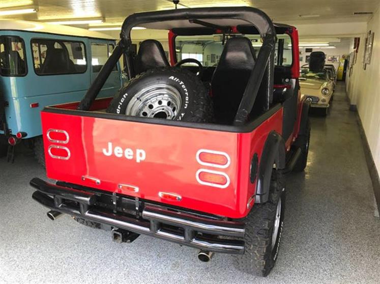1986 Jeep CJ-7 $17,800  