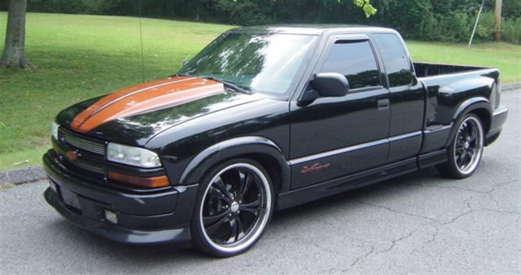 2000 Chevrolet S-10 Extreme Extended Cab $5,950