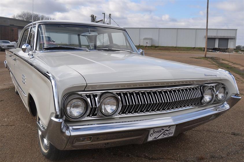 1964 Mercury Montclair $16,000 STYLE	