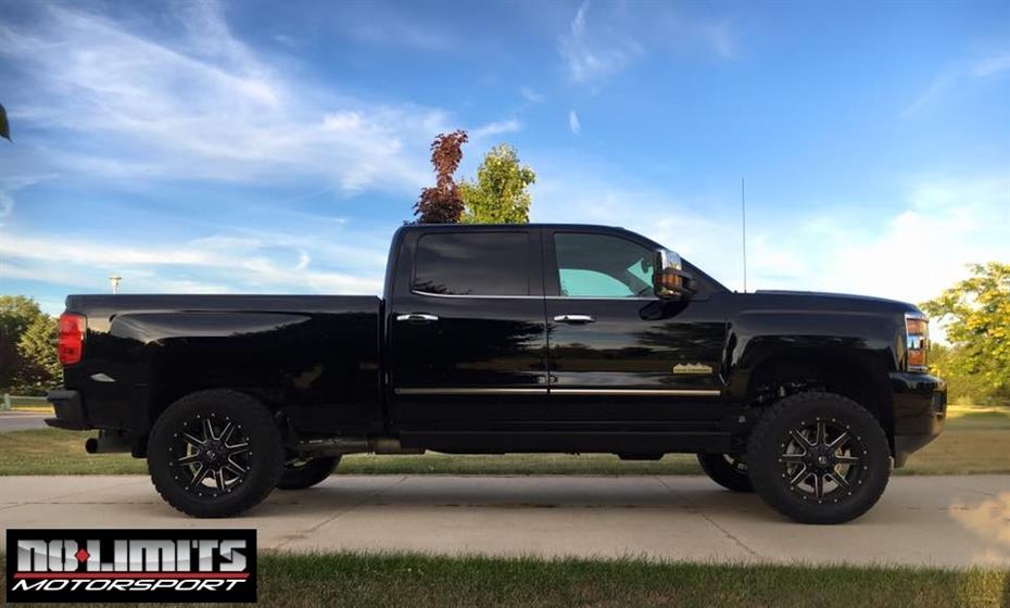Lifted 2016 Chevy 2500 HD