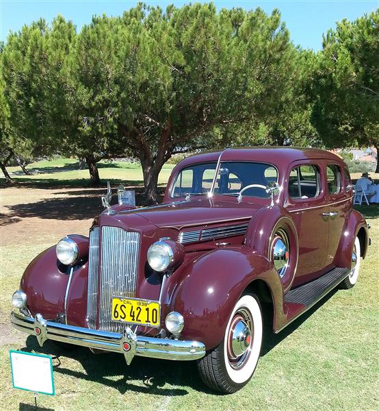 1938 Packard 1601-D - 4 door touring sedan