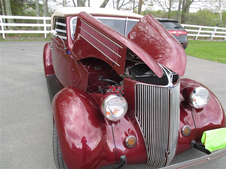 1936 Ford Deluxe Cabriolet Convertible $50,000