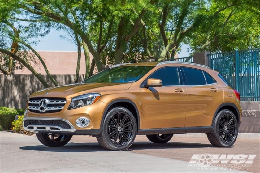 2018 Mercedes-Benz GLA-Class with 20