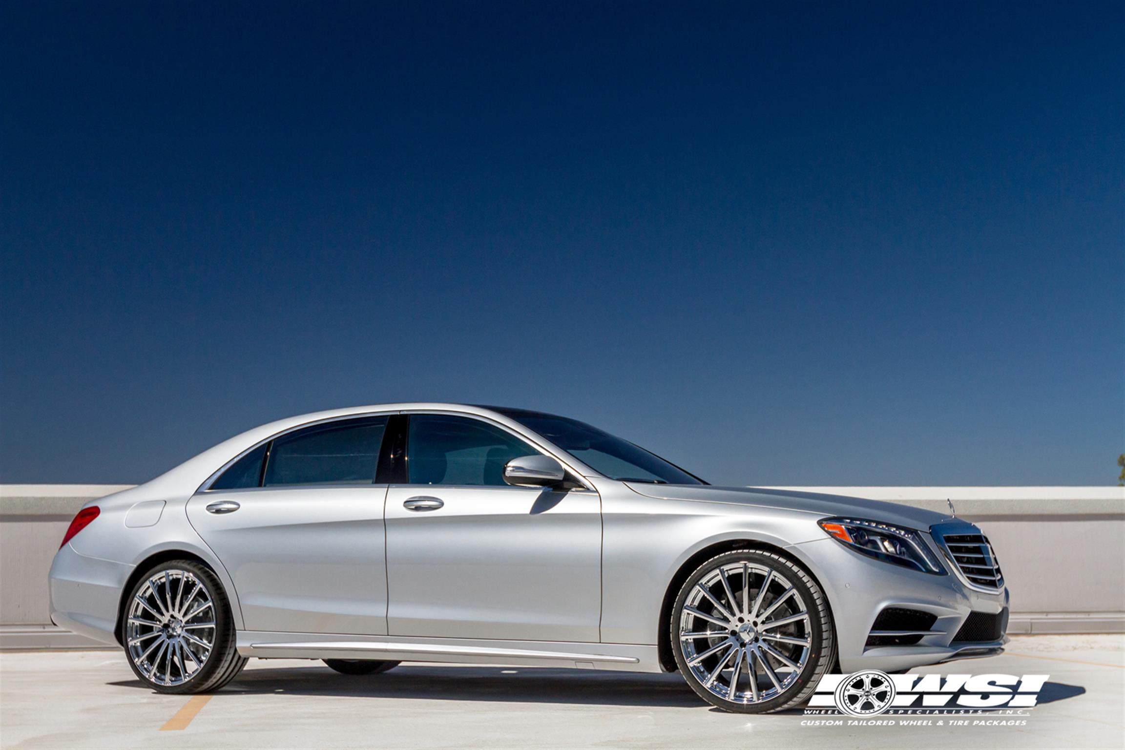 Mercedes Benz 2014 S-Class w/ 22