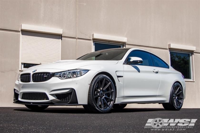 2015 BMW M4 with 20