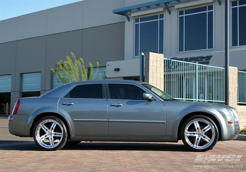 2006 Chrysler 300C with 22