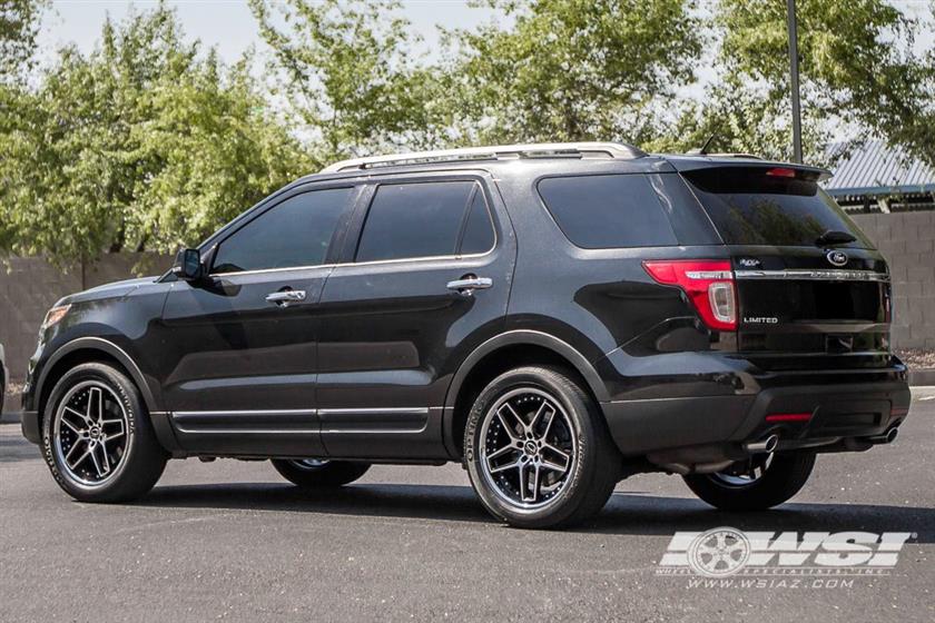 2015 Ford Explorer with 20