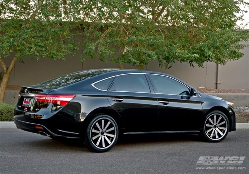 2013 Toyota Avalon with 20