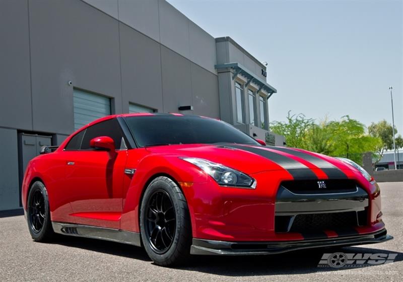 2012 Nissan GTR with 18