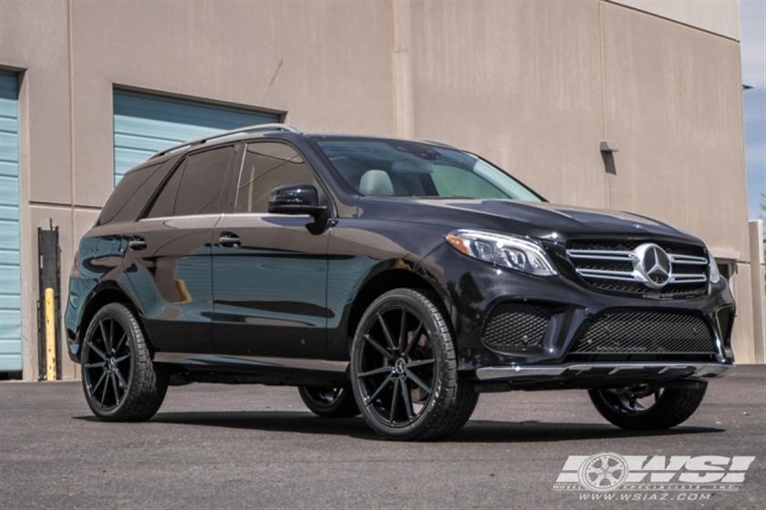 2016 Mercedes-Benz GLE/ML-Class with 22