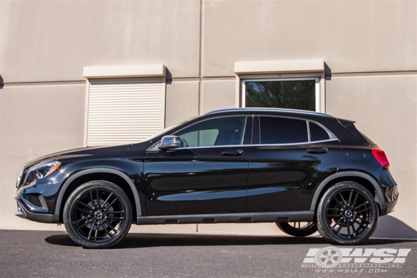 2015 Mercedes-Benz GLA-Class with 20