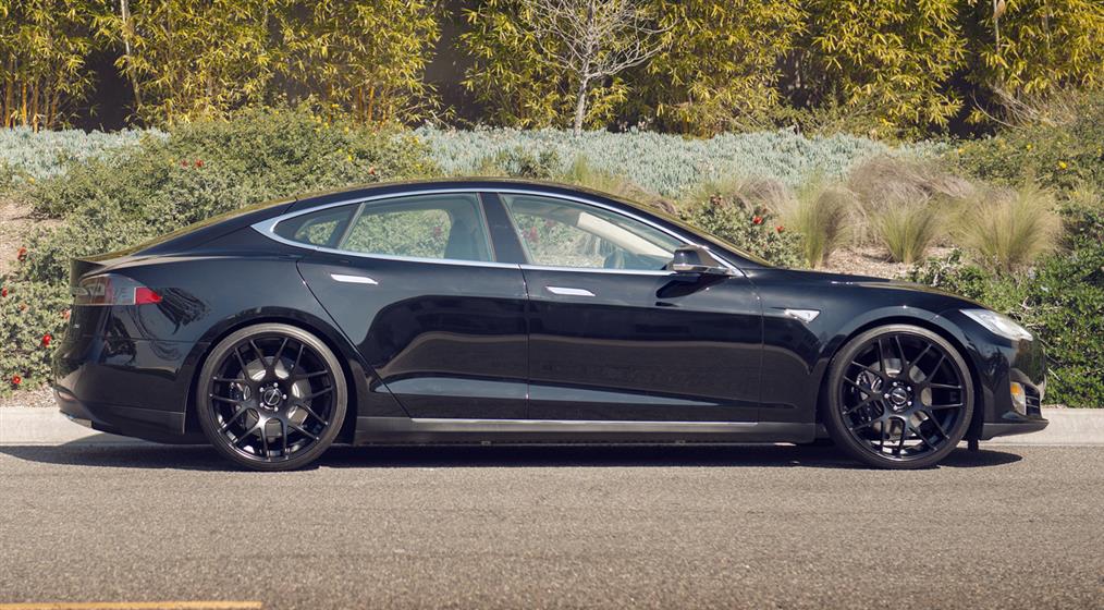 Tesla Model S With Avant Garde M310  Wheels